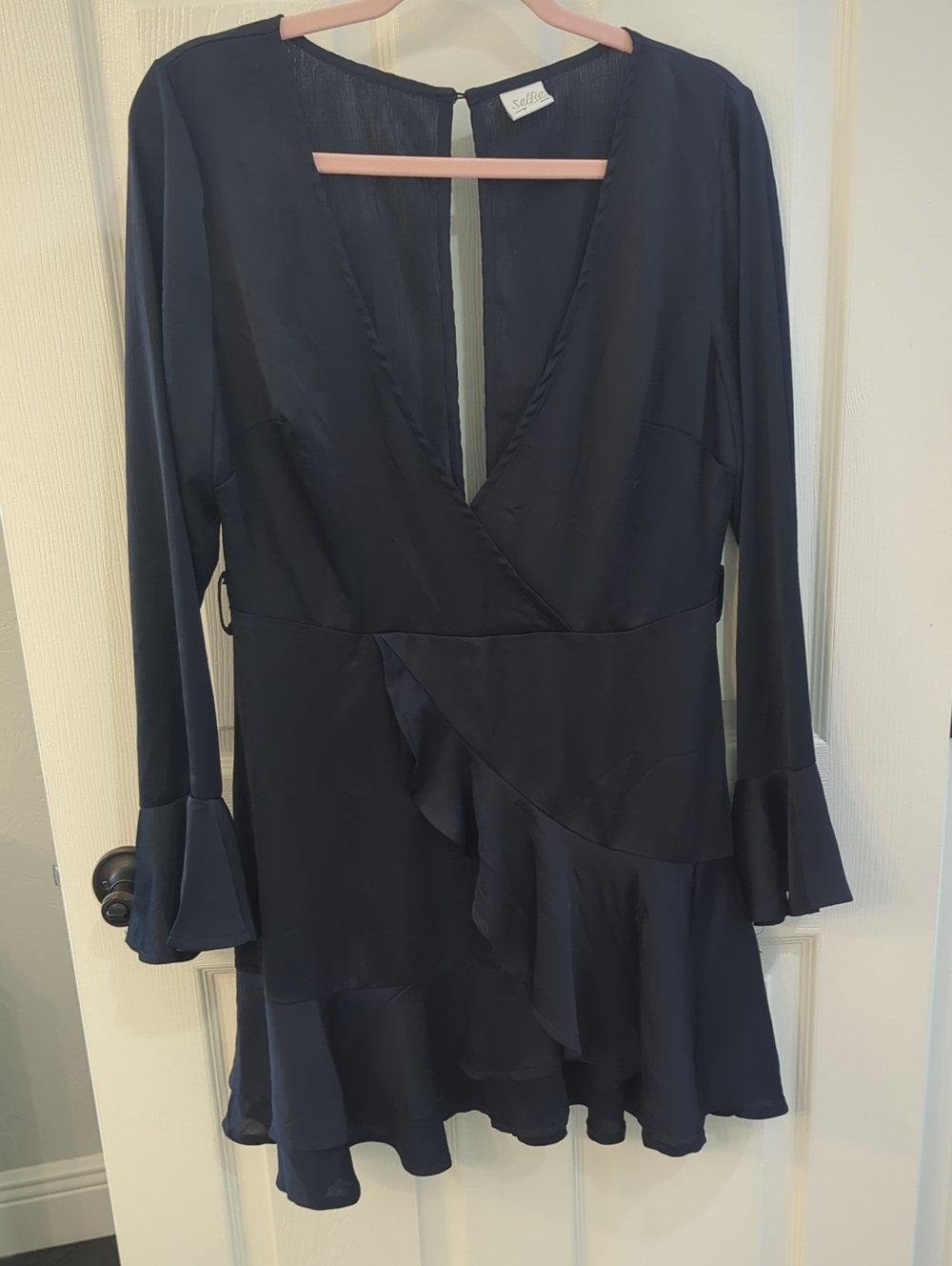 Selfie Leslie Navy Wrap Dress Size Large